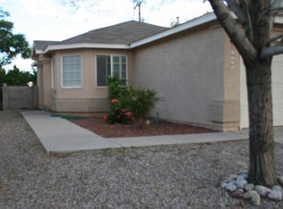 8216 Vista Serena Ln SW, Albuquerque, NM 87121