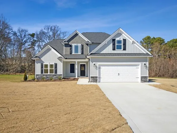 39 Winterwood Dr, Benson, NC 27504