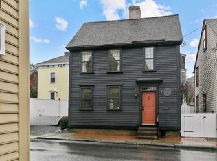 11 Cross St, Newport, RI 02840