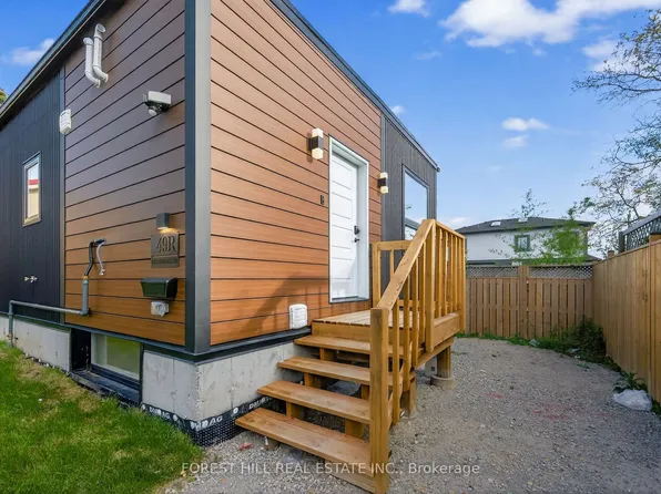 4 Southwell Dr #R, Toronto, ON M3B 2N7