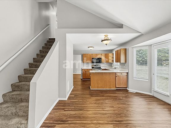 5th image of 3809 Landings Rd