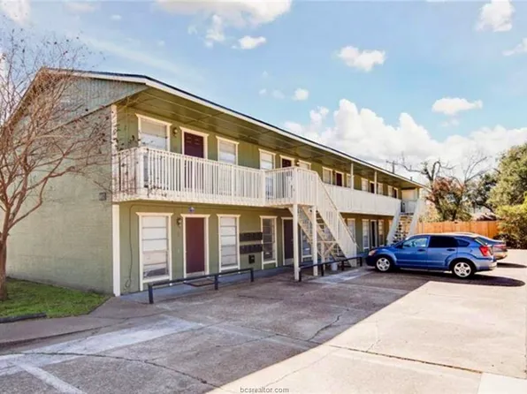 807 E 31st St, Bryan, TX