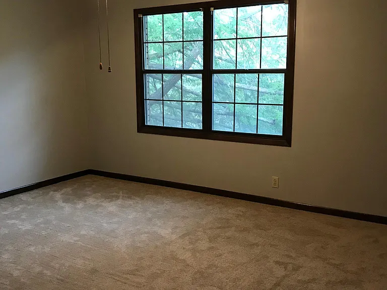 801 Sky Blue Dr — Photo 5