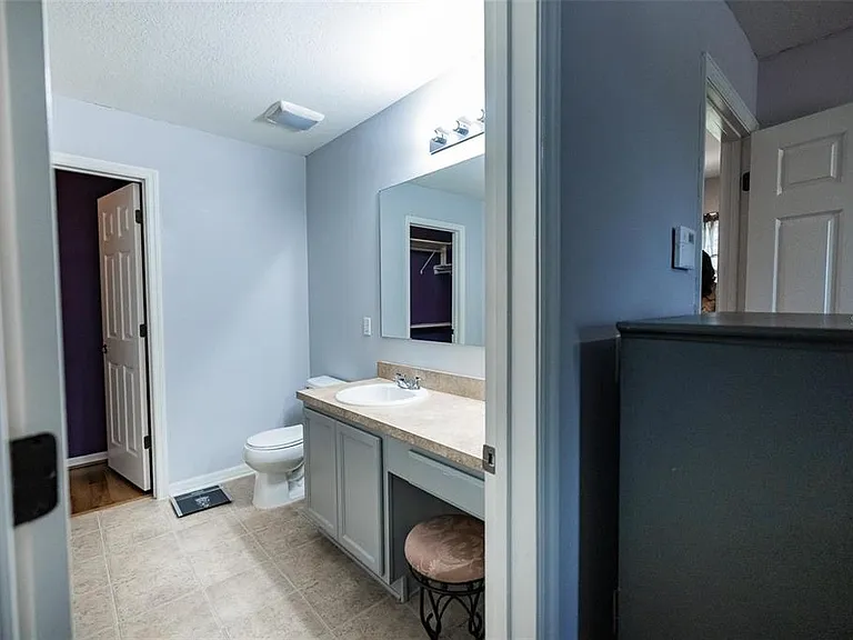 4514 Limerick Dr — Photo 24