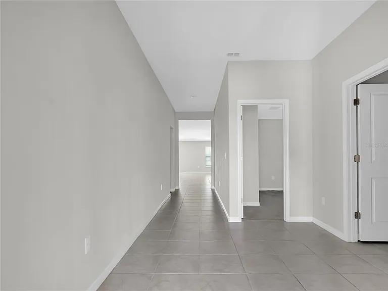 16568 Delia St — Photo 9