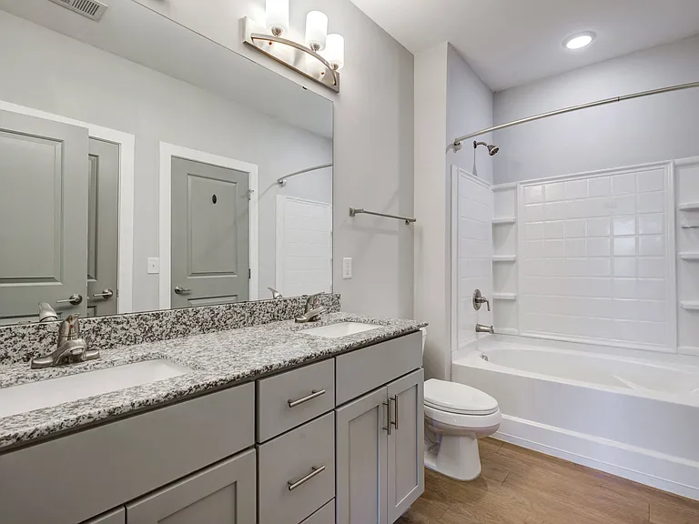 4531 Langdon Dr — Photo 42