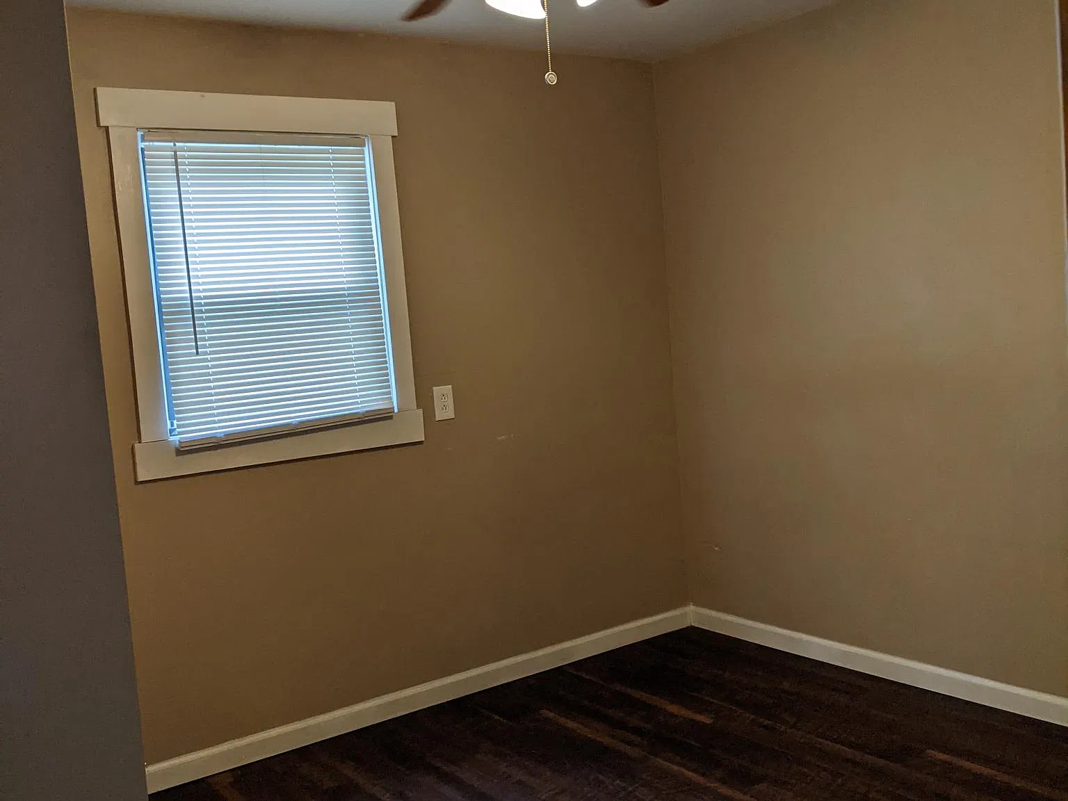 2 bed, $1,200 — Photo 3