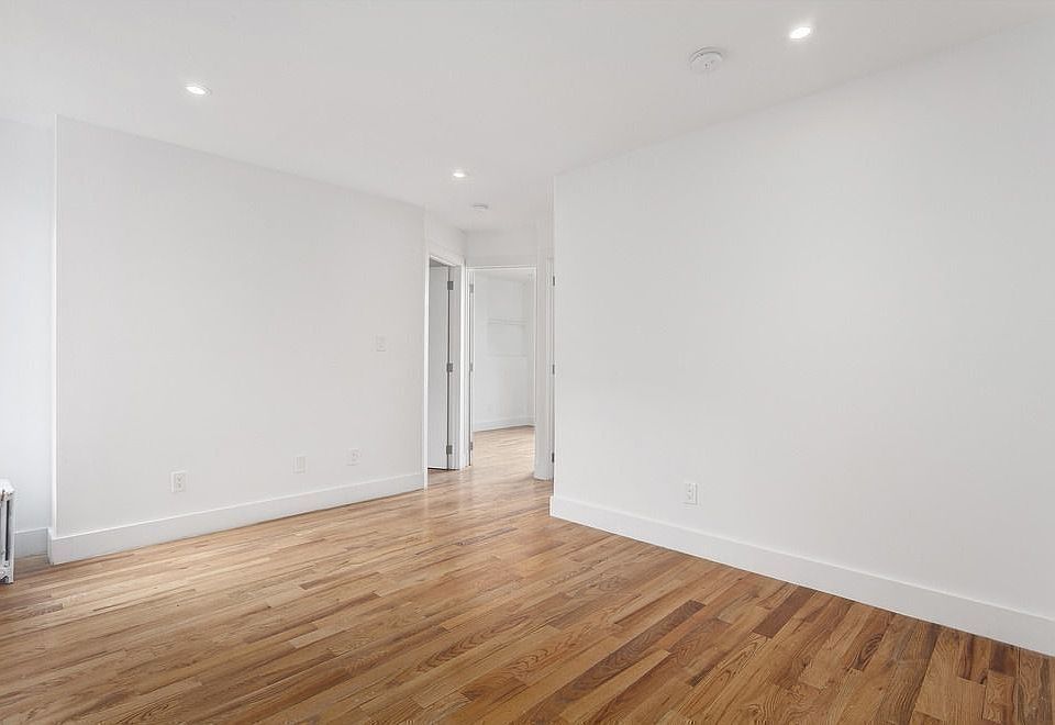 1st image of 304 10th St #9A