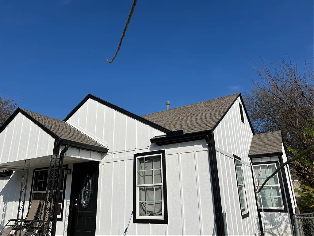 Charming 3-Bedroom Single Family Home in Oklahoma City — Photo 3
