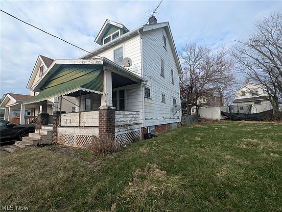 2nd image of 1449 Clearaire Rd