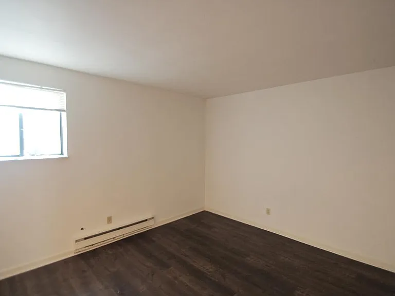 453 Biddle Ave #7 — Photo 7