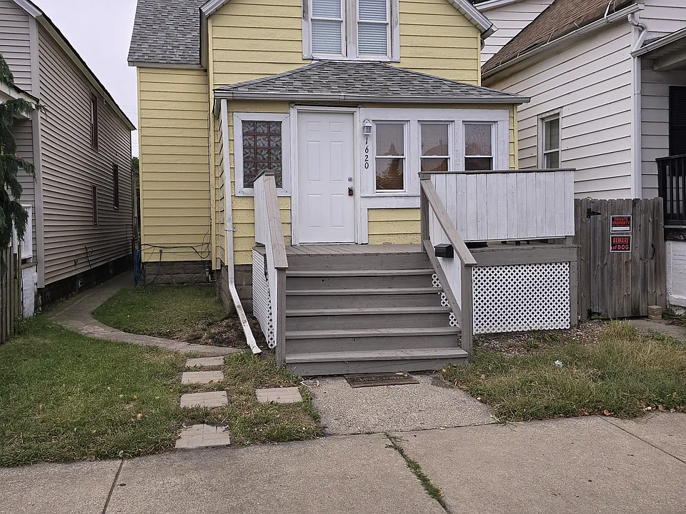 Front with Deck - Left side