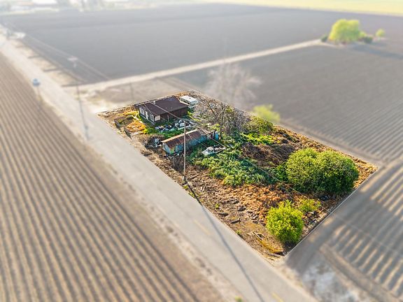 2nd image of 16737 Colony Rd