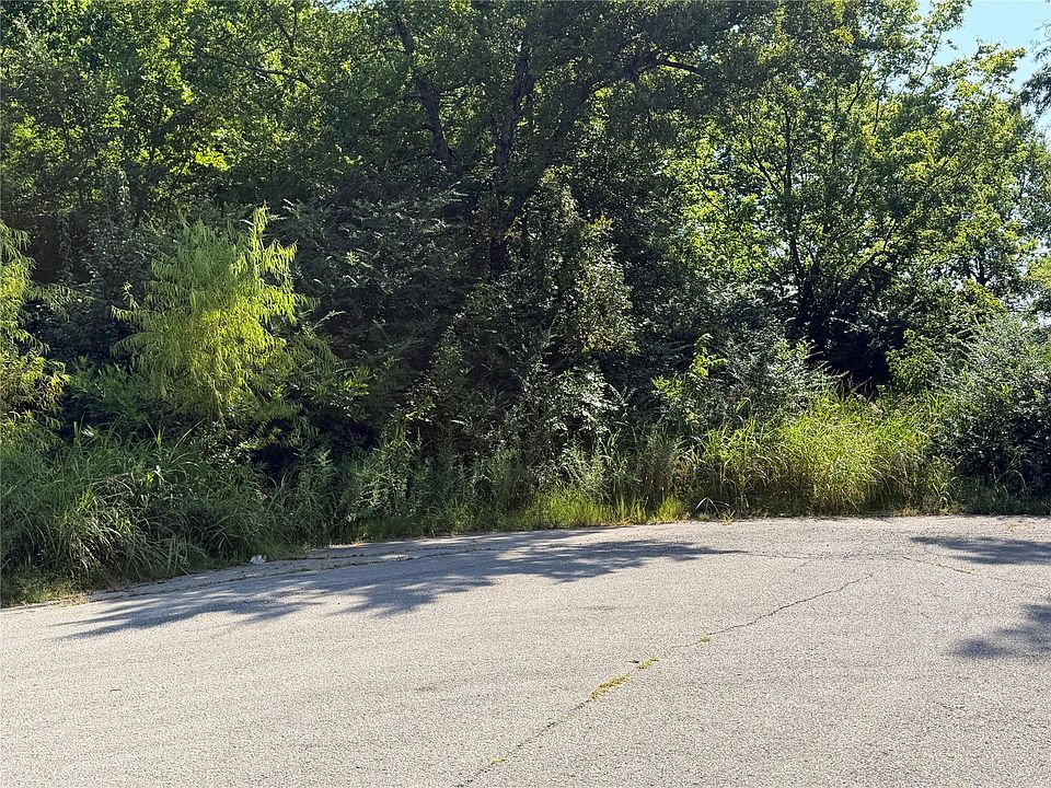 2nd image of E 112th Ct S