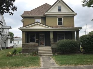 416 S 4th St, Clinton, IN 47842