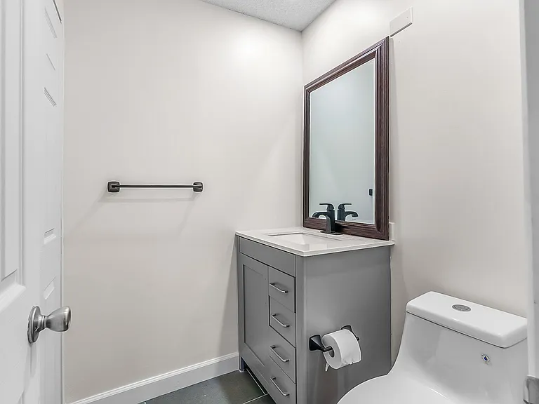 2700 S Oakland Forest Dr #305 — Photo 25