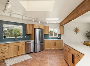 8 Alondra Rd, Santa Fe, NM 87508