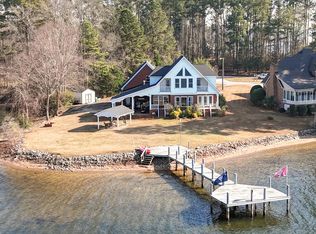 140 Point De Haven Rd, Chapin, SC 29036