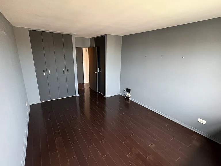 200 E 90th St #27C — Photo 8