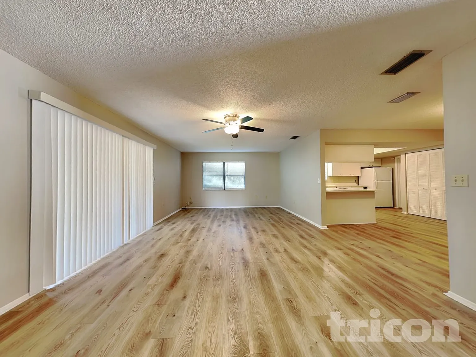 4918 Ithaca Lane Sarasota FL — Photo 3
