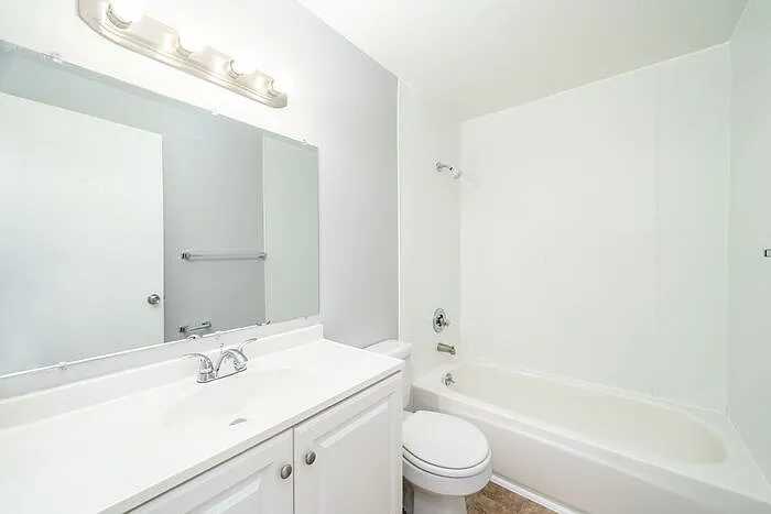 8332 SW 21st Ave #1 — Photo 14