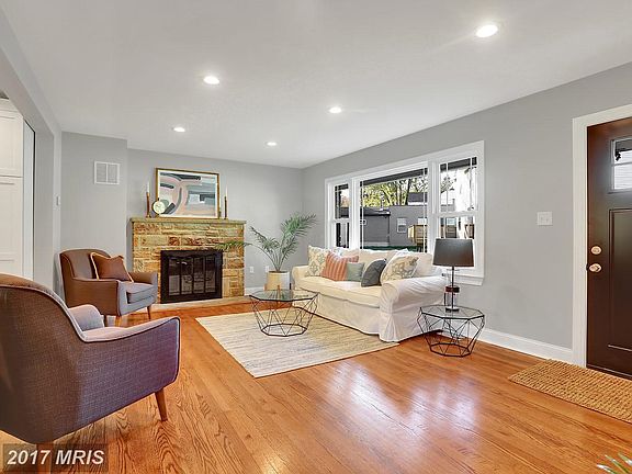 Recessed LED Lighting Throughout Common Areas