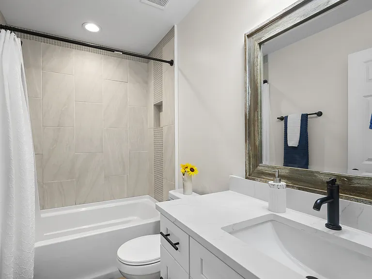 71 E Lafavre Ln — Photo 14
