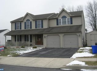 5 Prospect Dr, Sinking Spring, PA 19608