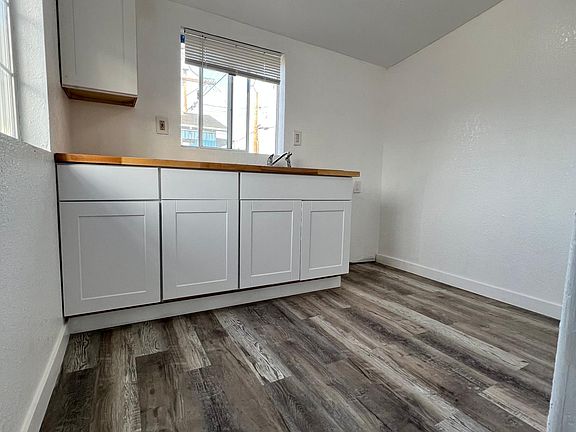 4th image of 2162 1/2 National Ave