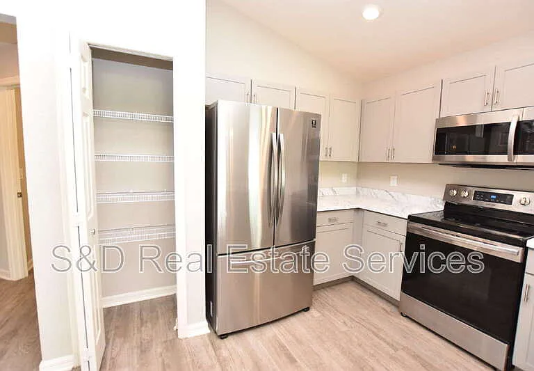 372 Cascara Ln — Photo 5