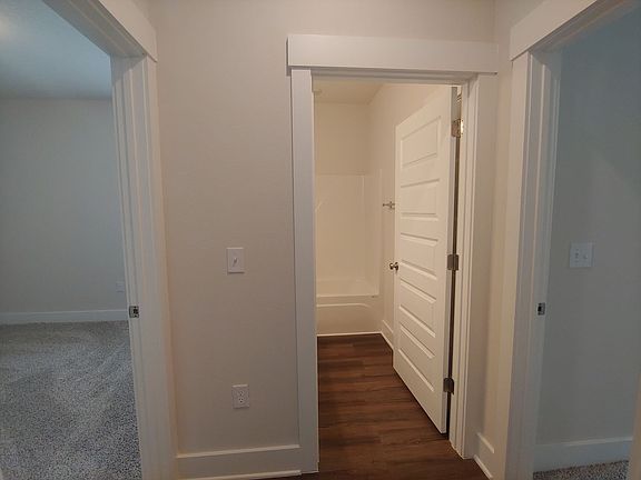 5th image of 12568 Windsor Oak Dr