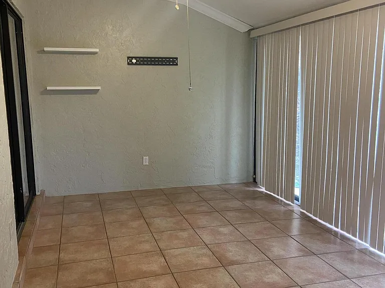 633 Sea Pine Way #C — Photo 22