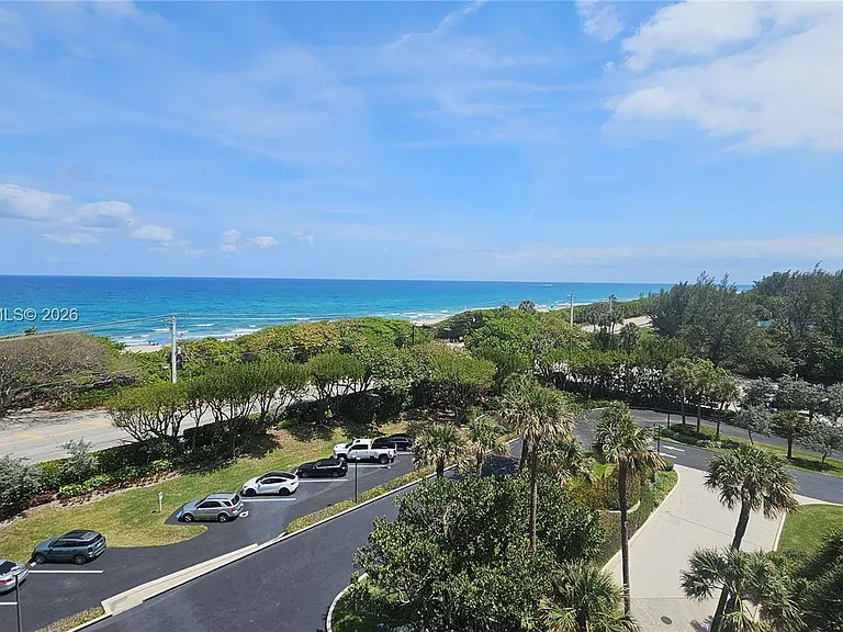 4001 N Ocean Blvd #702 — Photo 34