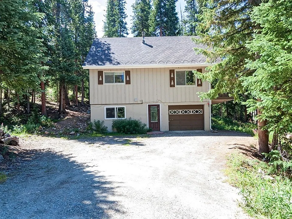 392 Doris Dr