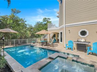 1111 Schooner Pl, Sanibel, FL 33957