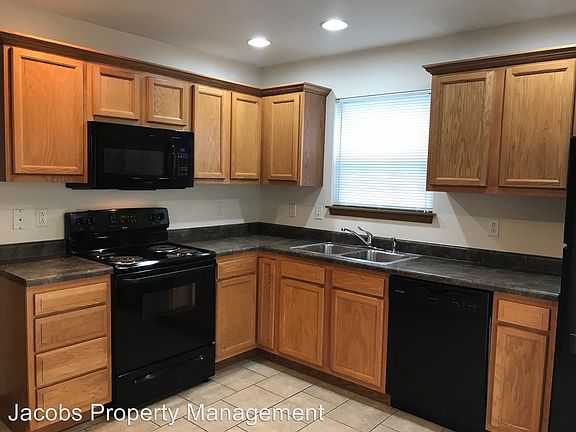 4th image of 513 Glenstone Dr