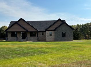2039 Greater Oak Dr, Lapeer, MI 48446