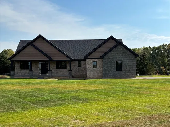 2039 Greater Oak Dr, Lapeer, MI 48446