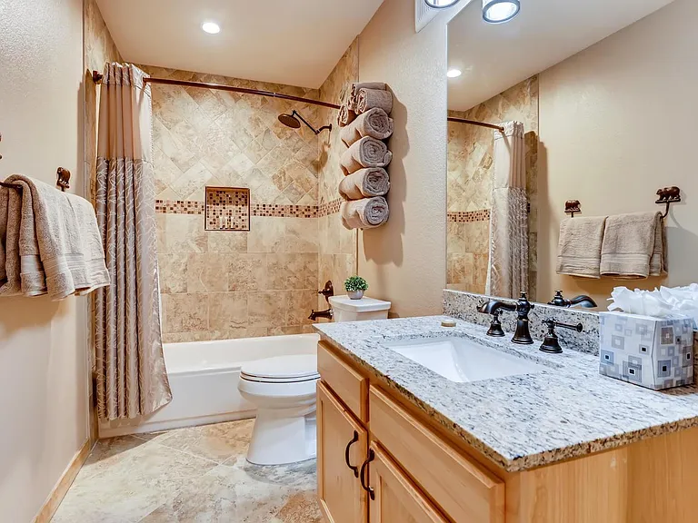 140 Wildernest Ct #102 — Photo 8