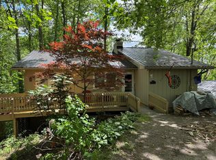 177 Lakeview Cir, Franklin, NC 28734
