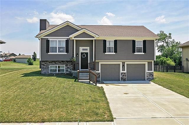 1st image of 18603 Wildflower St