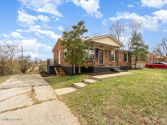 3rd image of 214 Brookfield Dr