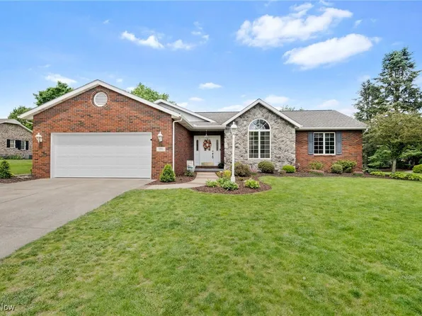 218 Tanglewood Dr, Dalton, OH 44618