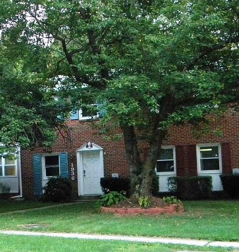 1st image of 1936 Abbey Ln
