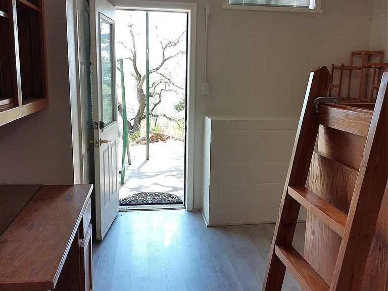 525 Northwood Hills Dr — Photo 32