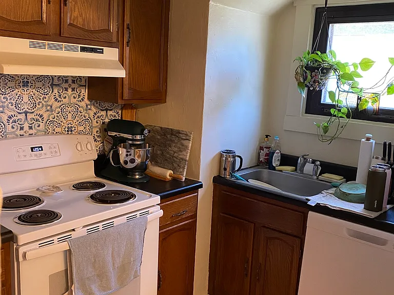 111 Cedar Blvd — Photo 15