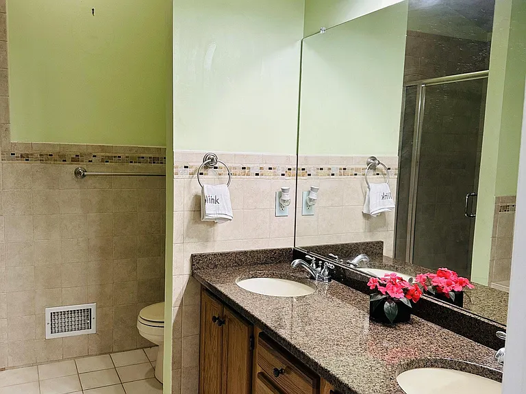 2 Russell Ct — Photo 20