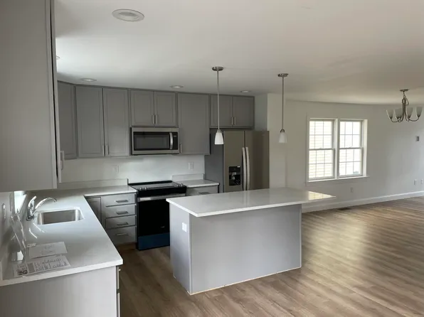 215 High Street #5, Taunton, MA 02780