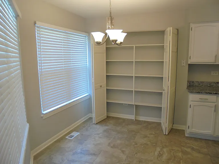1122 Saint Andrews Ct #1122 — Photo 13