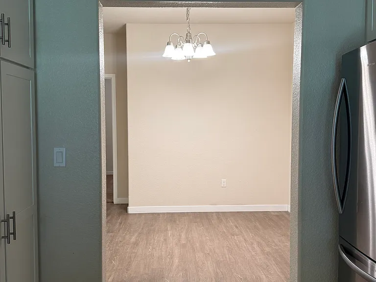 1028 Beymer Loop — Photo 6